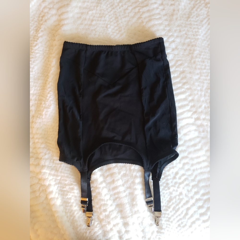 Widow final Lament garter skirt